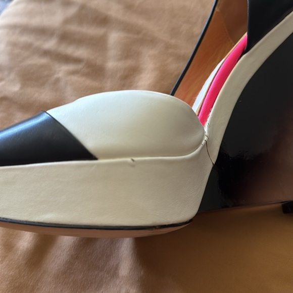 L.A.M.B. Woman’s Slip On Heels Black and White Hot Pink Wedge Heels - Picture 9 of 13